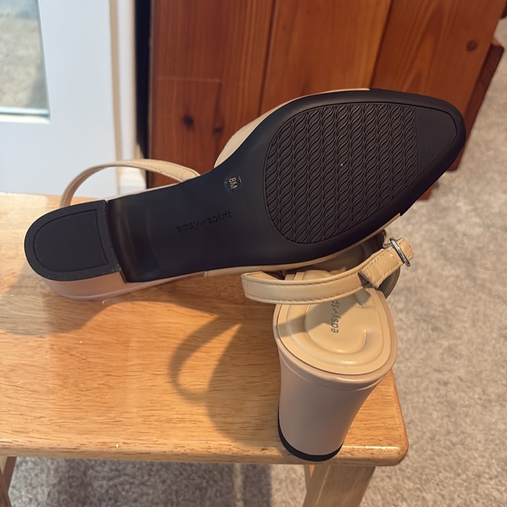 Chic Two-Tone Slingback Pumps (Never Worn) - Picture 5 of 5